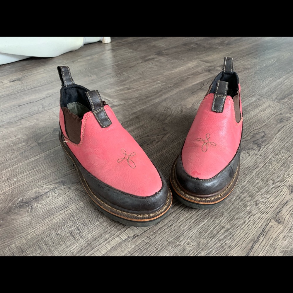 Woman’s Georgia Romeo Boots pink